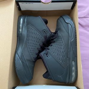 Black jordan flight origin 4s
